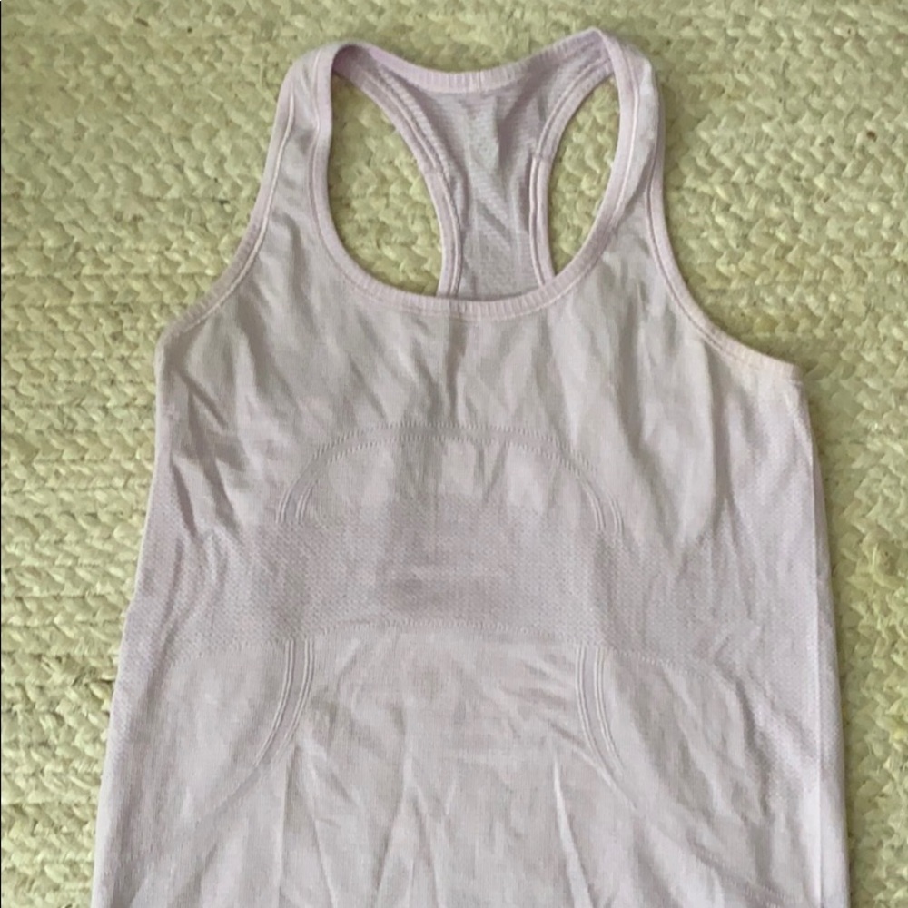 Lululemon lilac tank